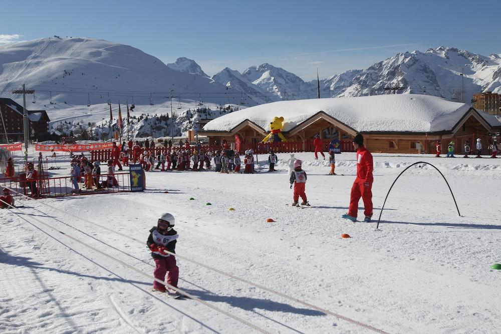 Hotel Club Mmv Les Bergers **** Alpe d'Huez Екстериор снимка