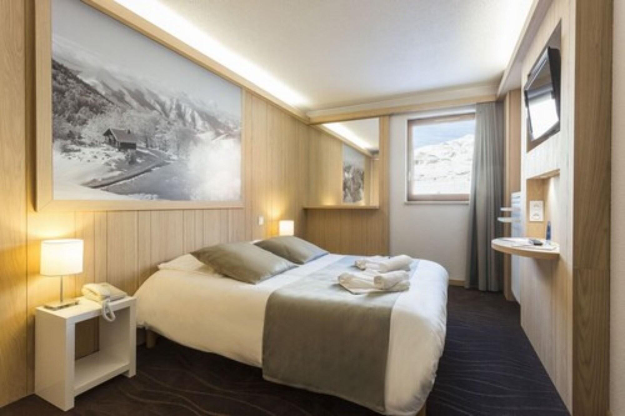 Hotel Club Mmv Les Bergers **** Alpe d'Huez Екстериор снимка