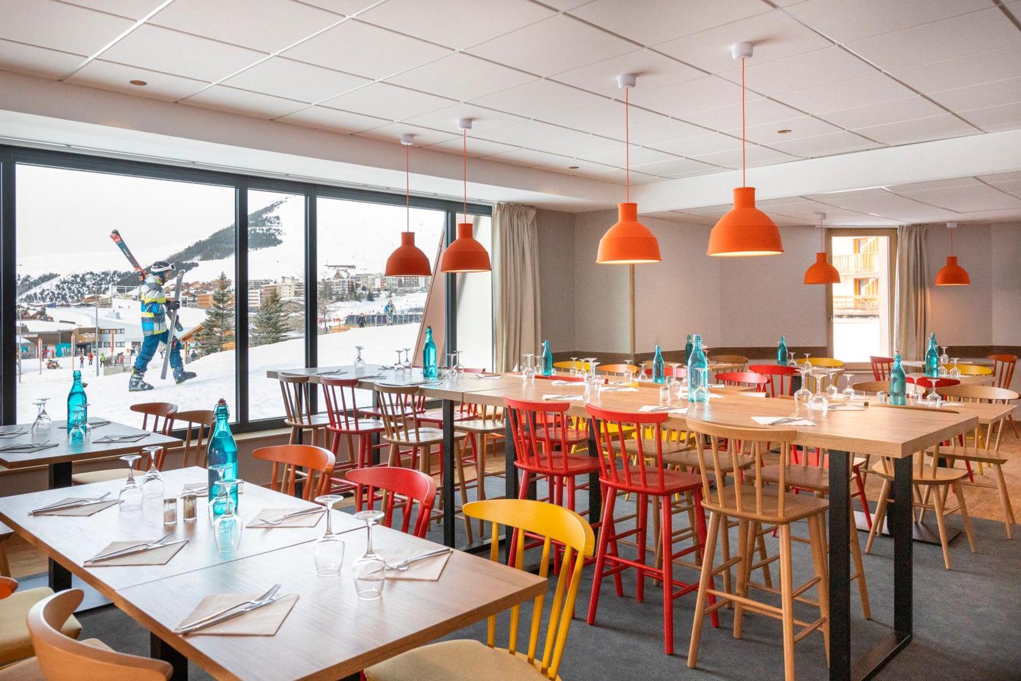 Hotel Club Mmv Les Bergers **** Alpe d'Huez Екстериор снимка
