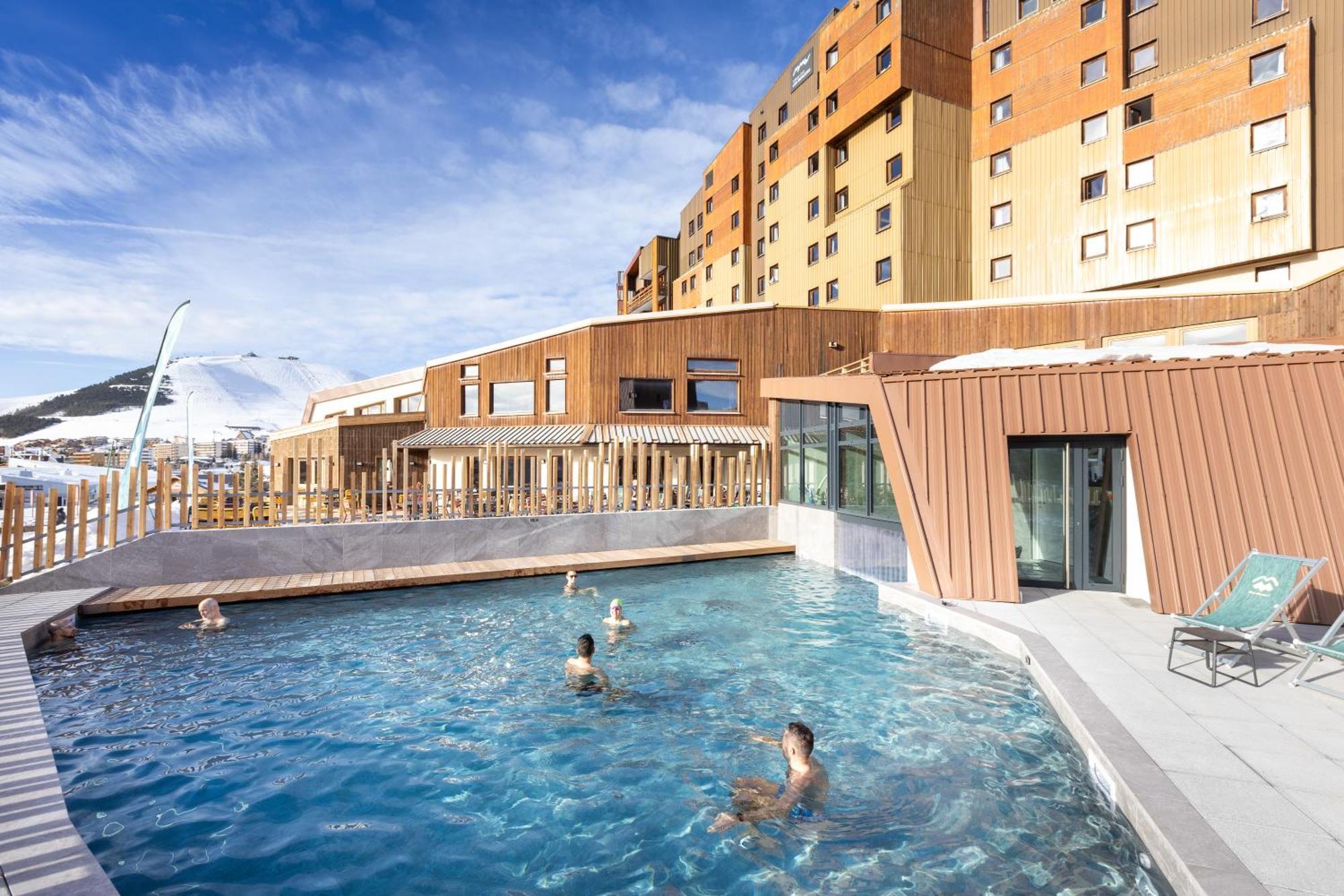 Hotel Club Mmv Les Bergers **** Alpe d'Huez Екстериор снимка