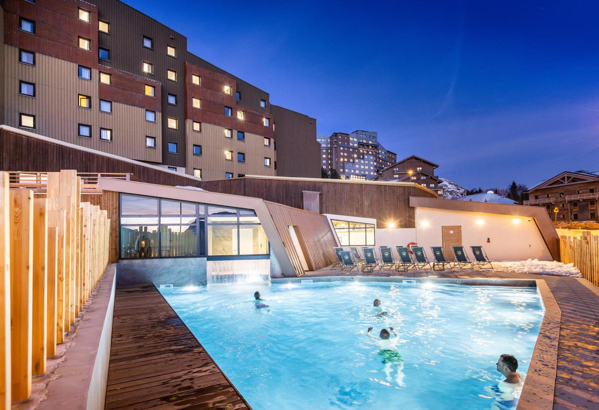 Hotel Club Mmv Les Bergers **** Alpe d'Huez Екстериор снимка