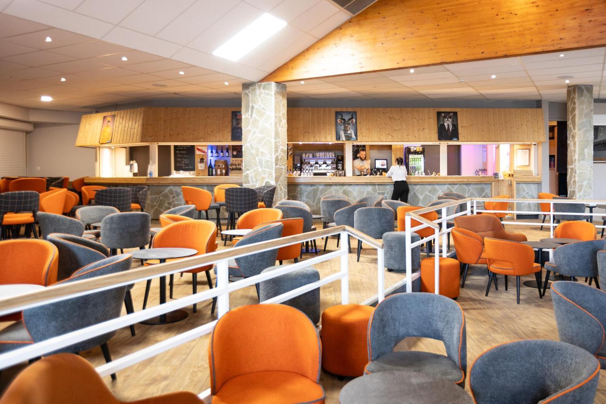 Hotel Club Mmv Les Bergers **** Alpe d'Huez Екстериор снимка