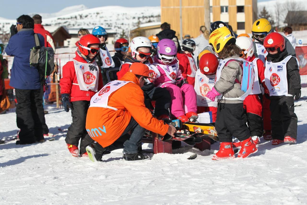Hotel Club Mmv Les Bergers **** Alpe d'Huez Екстериор снимка